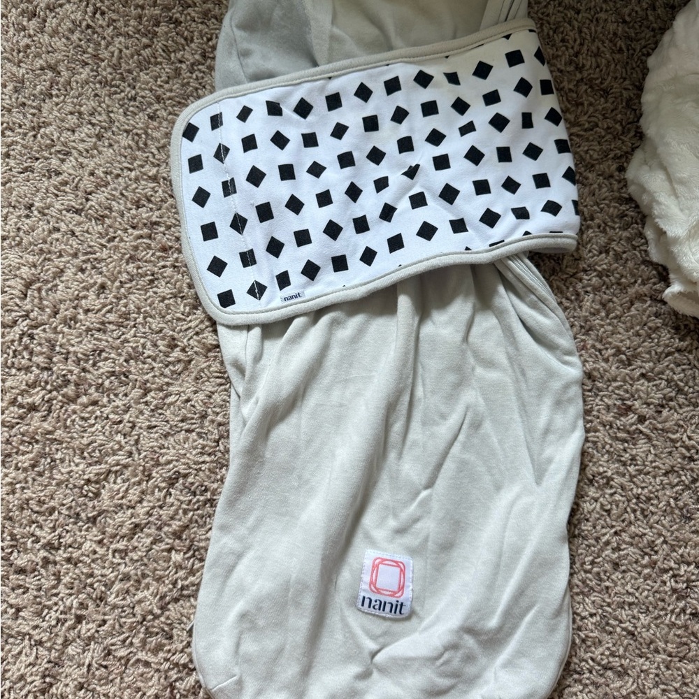 Nanit Baby Swaddle with Geometric Pattern
